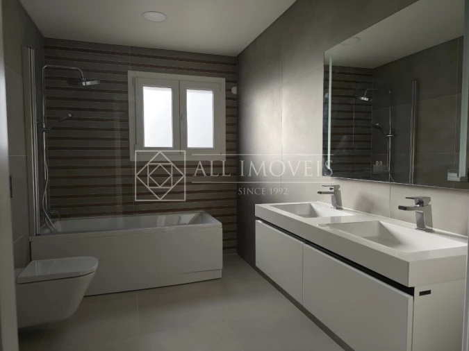 Moradia T4 para Venda em Azeitão (São Lourenço e São Simão) Foto 63