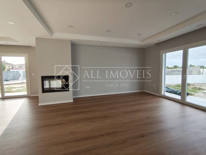 Moradia T4 para Venda em Azeitão (São Lourenço e São Simão) Foto 65