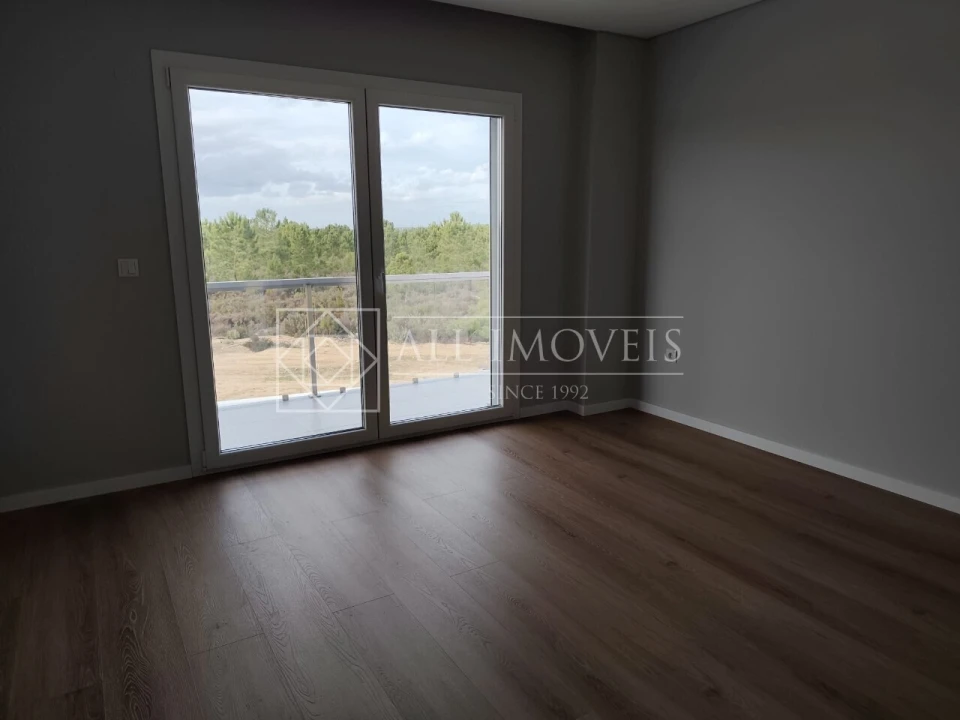 Moradia T4 para Venda em Azeitão (São Lourenço e São Simão) Foto 52