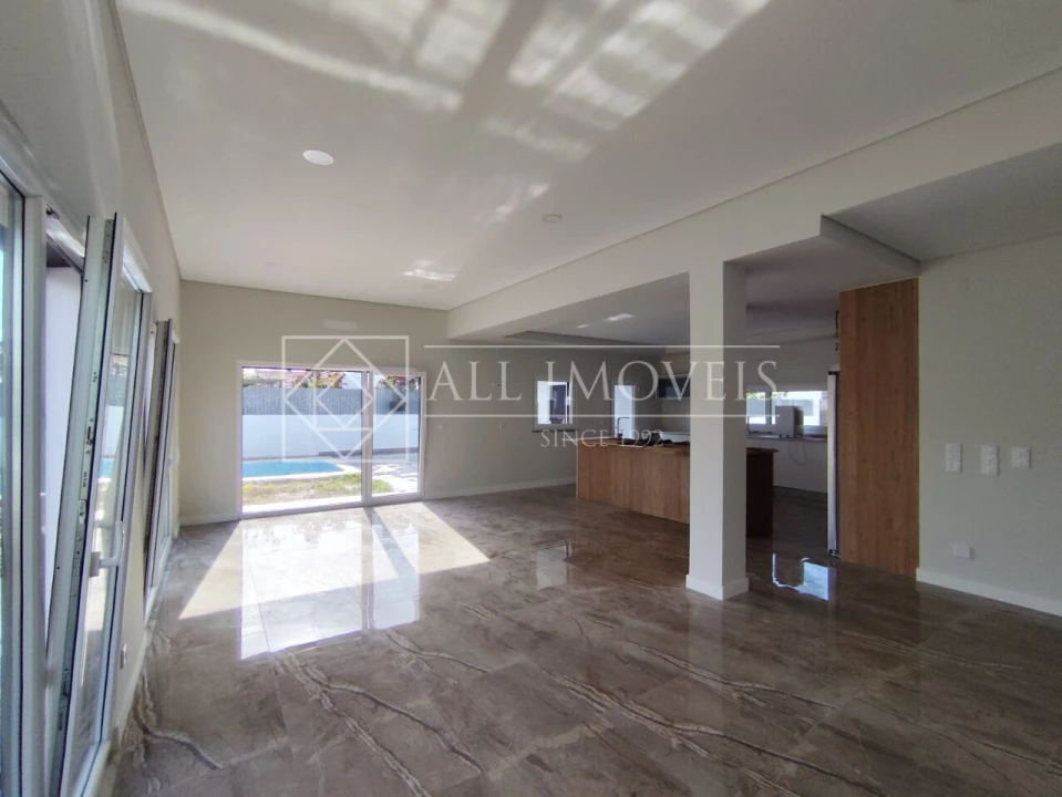 Moradia T5 para Venda em Azeitão (São Lourenço e São Simão) Foto 2