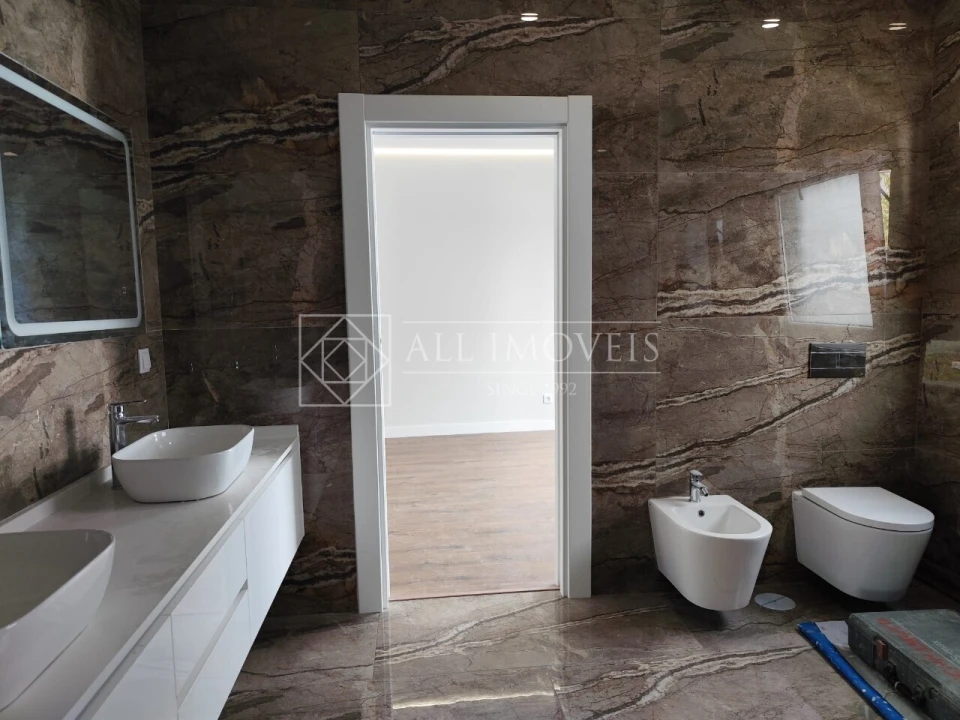 Moradia T5 para Venda em Azeitão (São Lourenço e São Simão) Foto 28