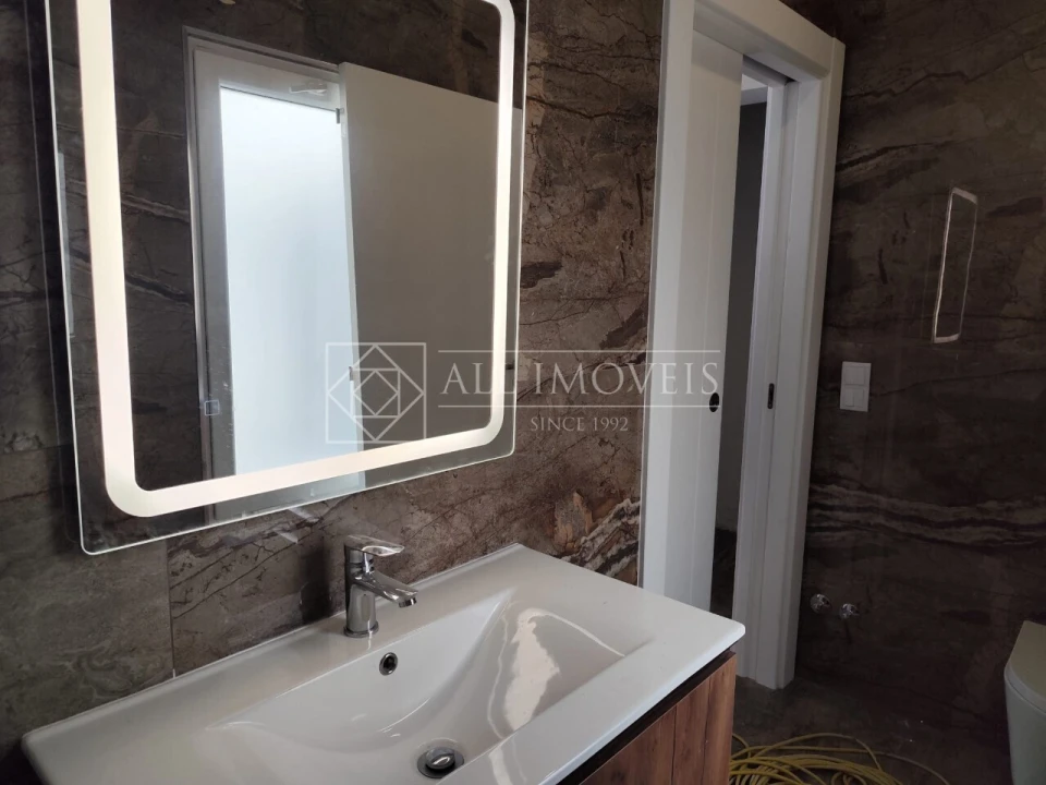 Moradia T5 para Venda em Azeitão (São Lourenço e São Simão) Foto 30