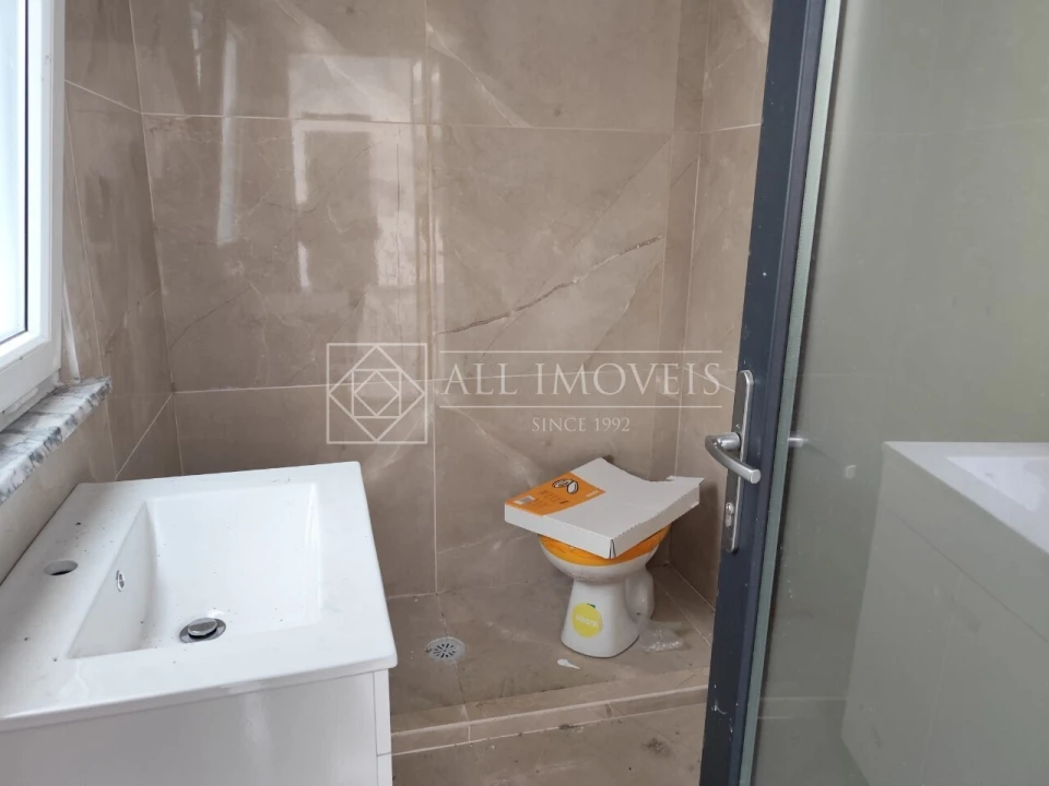 Moradia T5 para Venda em Azeitão (São Lourenço e São Simão) Foto 39