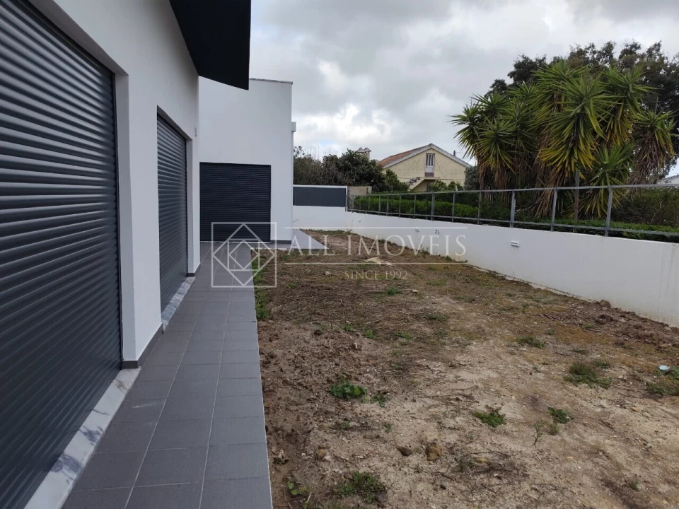 Moradia T5 para Venda em Azeitão (São Lourenço e São Simão) Foto 46