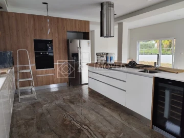 Moradia T5 para Venda em Azeitão (São Lourenço e São Simão)