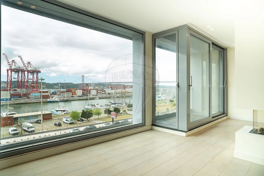 Apartamento T4 para Venda em Estrela Foto 6