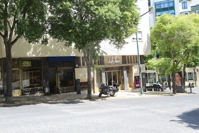 Loja para Venda em Arroios