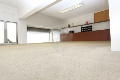 Loja para Venda em Arroios