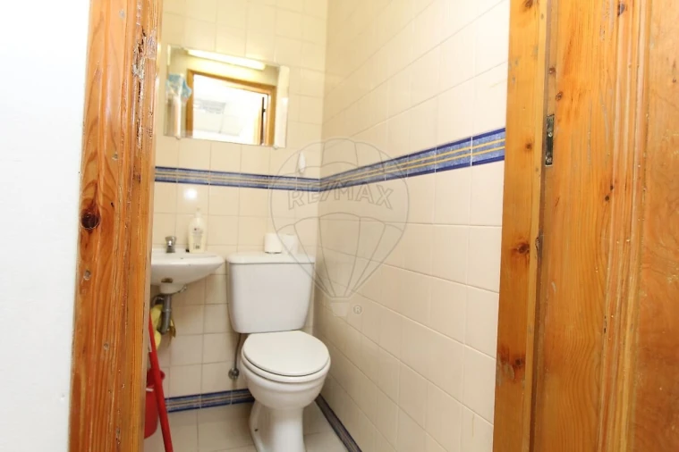 Loja para Venda em Arroios Foto 7