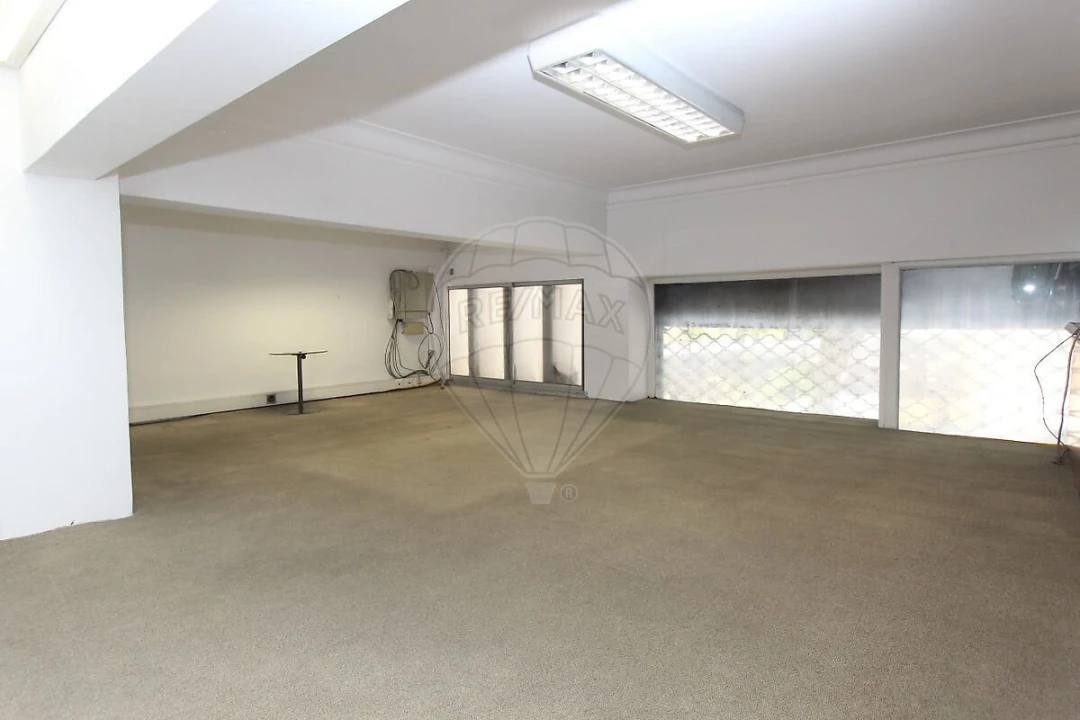 Loja para Venda em Arroios Foto 12