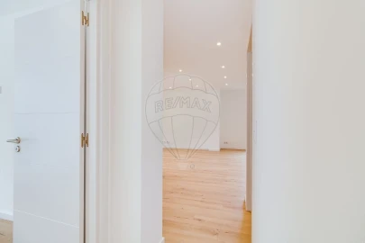 Apartamento T2 para Venda em Carnaxide e Queijas