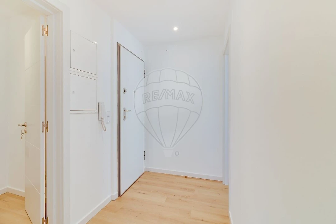 Apartamento T2 para Venda em Carnaxide e Queijas Foto 11