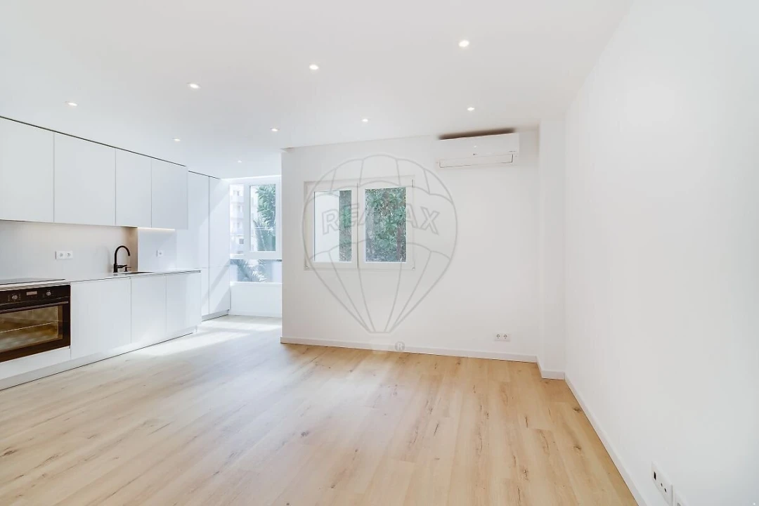 Apartamento T2 para Venda em Carnaxide e Queijas Foto 3