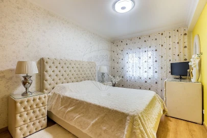 Apartamento T3 para Venda em São Francisco