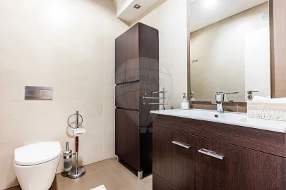 Moradia T4 para Venda em São João das Lampas e Terrugem