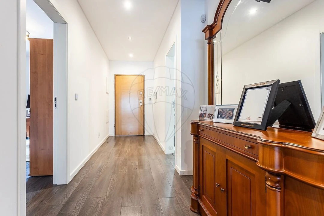 Moradia T4 para Venda em São João das Lampas e Terrugem Foto 13