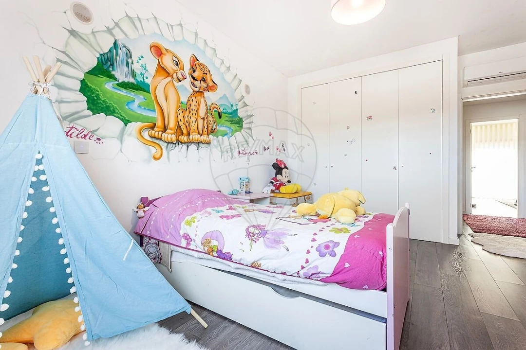 Moradia T4 para Venda em São João das Lampas e Terrugem Foto 25