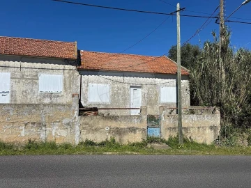 Terreno para Venda em Alhandra, São João dos Montes e Calhandriz