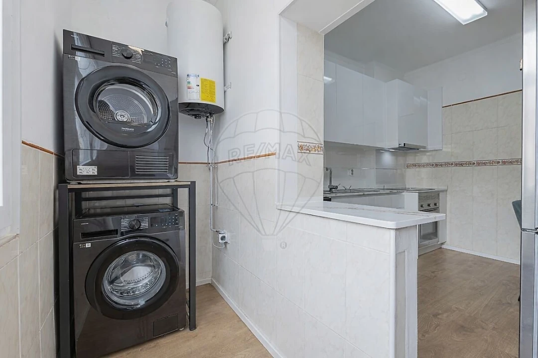 Apartamento T2 para Venda em Baixa da Banheira e Vale da Amoreira Foto 23