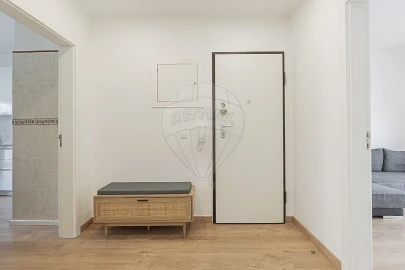 Apartamento T2 para Venda em Baixa da Banheira e Vale da Amoreira