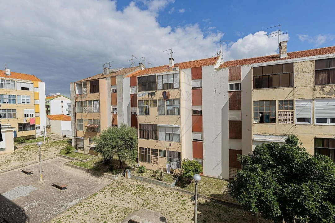 Apartamento T2 para Venda em Baixa da Banheira e Vale da Amoreira Foto 28