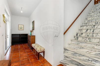 Moradia T3 para Venda em Venda do Pinheiro e Santo Estêvão das Galés