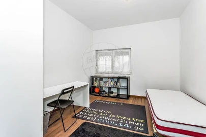 Moradia T3 para Venda em Venda do Pinheiro e Santo Estêvão das Galés