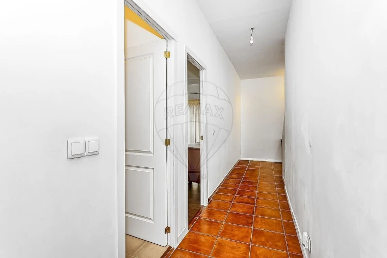 Moradia T3 para Venda em Venda do Pinheiro e Santo Estêvão das Galés Foto 18