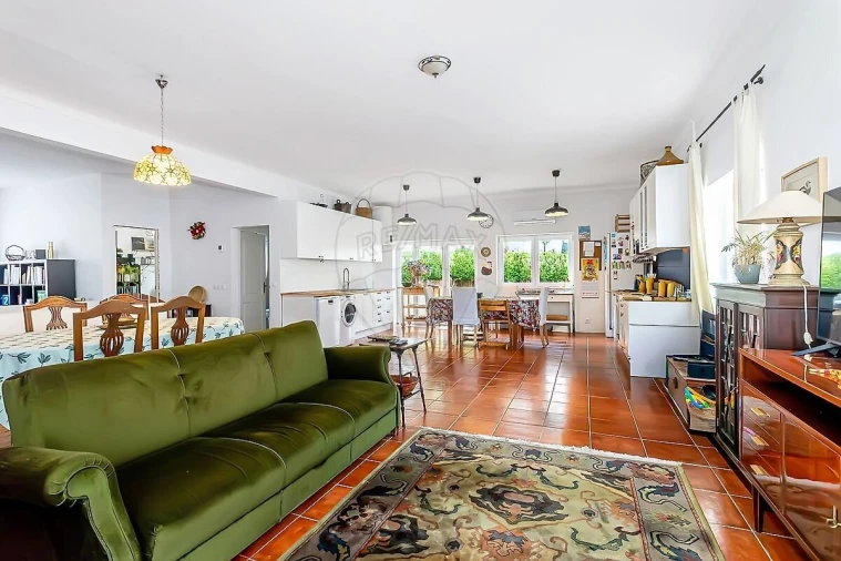 Moradia T3 para Venda em Venda do Pinheiro e Santo Estêvão das Galés Foto 12