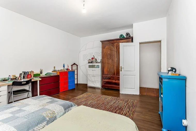 Moradia T3 para Venda em Venda do Pinheiro e Santo Estêvão das Galés Foto 26