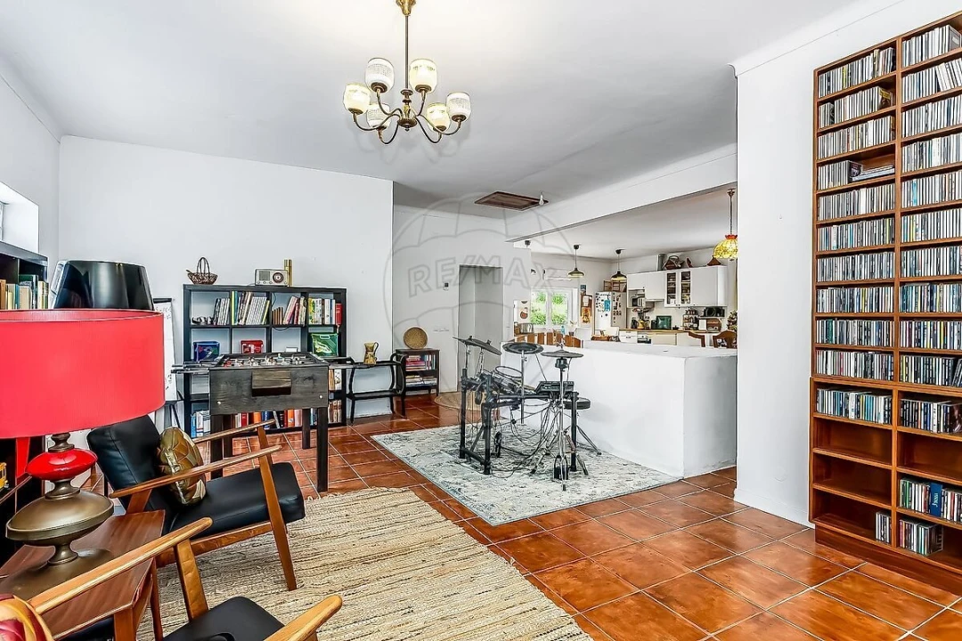 Moradia T3 para Venda em Venda do Pinheiro e Santo Estêvão das Galés Foto 9