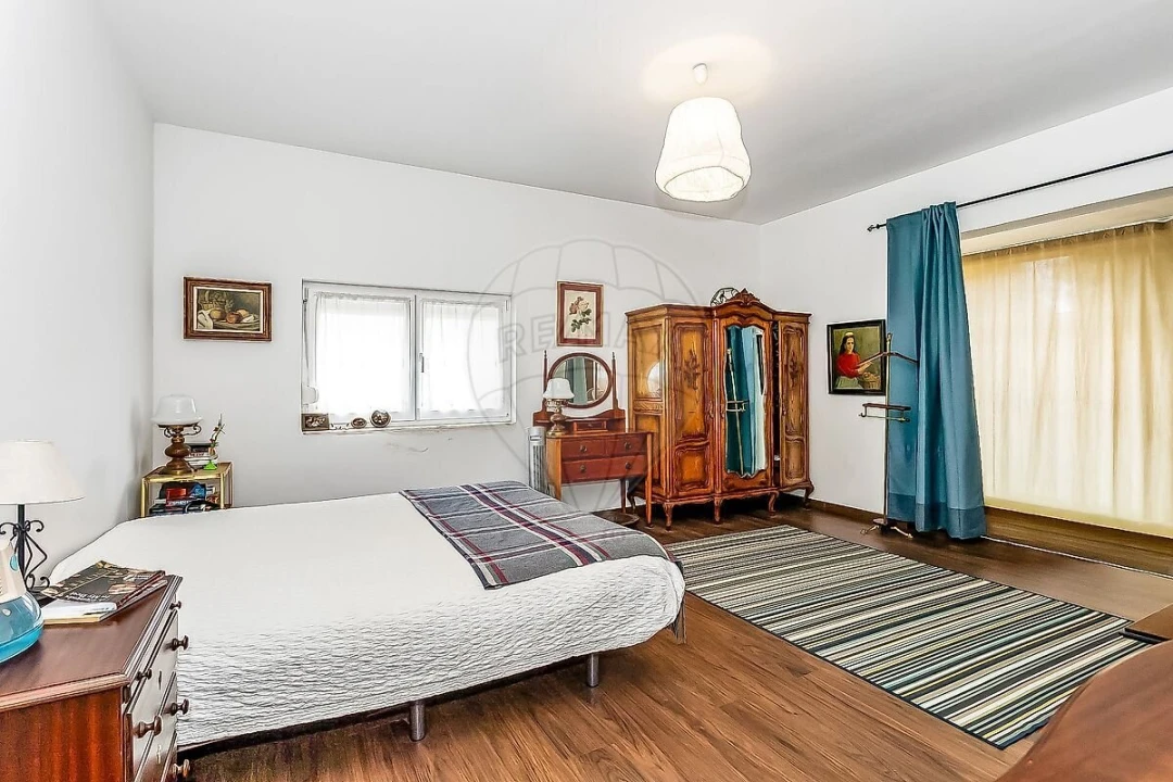 Moradia T3 para Venda em Venda do Pinheiro e Santo Estêvão das Galés Foto 15