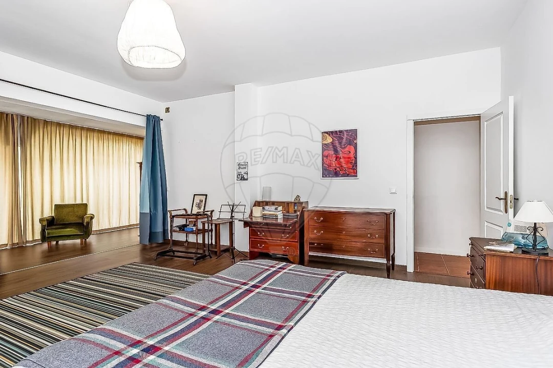 Moradia T3 para Venda em Venda do Pinheiro e Santo Estêvão das Galés Foto 16