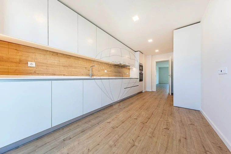 Apartamento T3 para Venda em Lumiar Foto 18