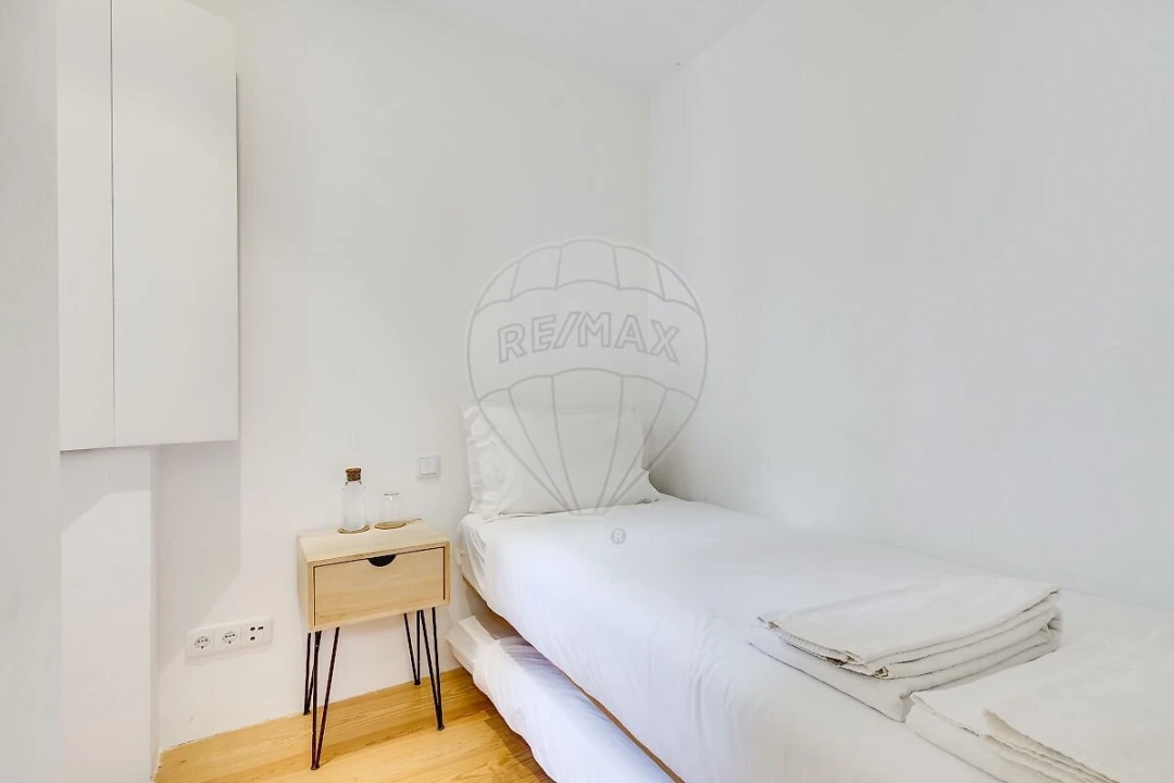 Apartamento T2 para Venda em Misericórdia Foto 21