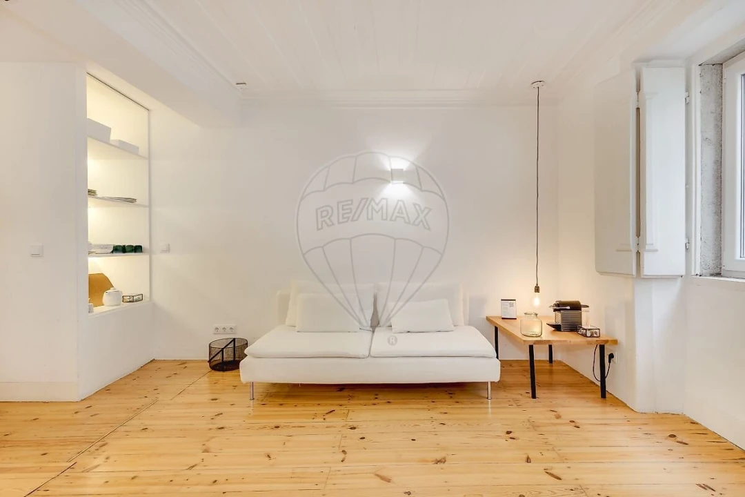 Apartamento T2 para Venda em Misericórdia Foto 4