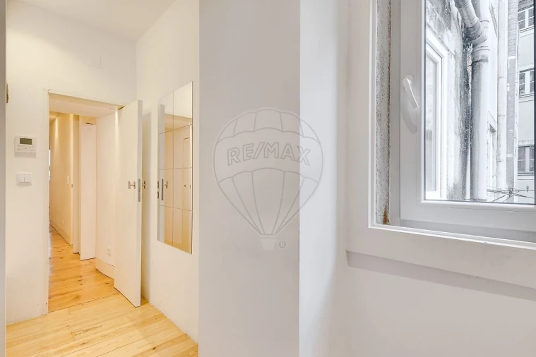 Apartamento T2 para Venda em Misericórdia Foto 22