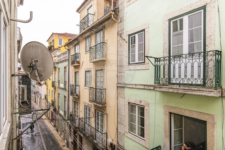 Apartamento T2 para Venda em Misericórdia Foto 25