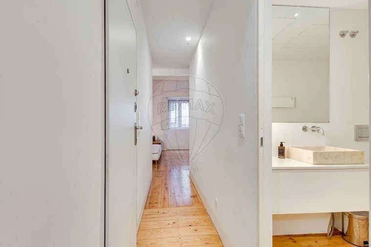 Apartamento T2 para Venda em Misericórdia Foto 13