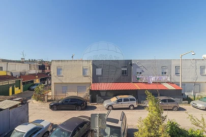 Moradia T3 para Venda em Camarate, Unhos e Apelação