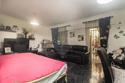 Moradia T3 para Venda em Camarate, Unhos e Apelação