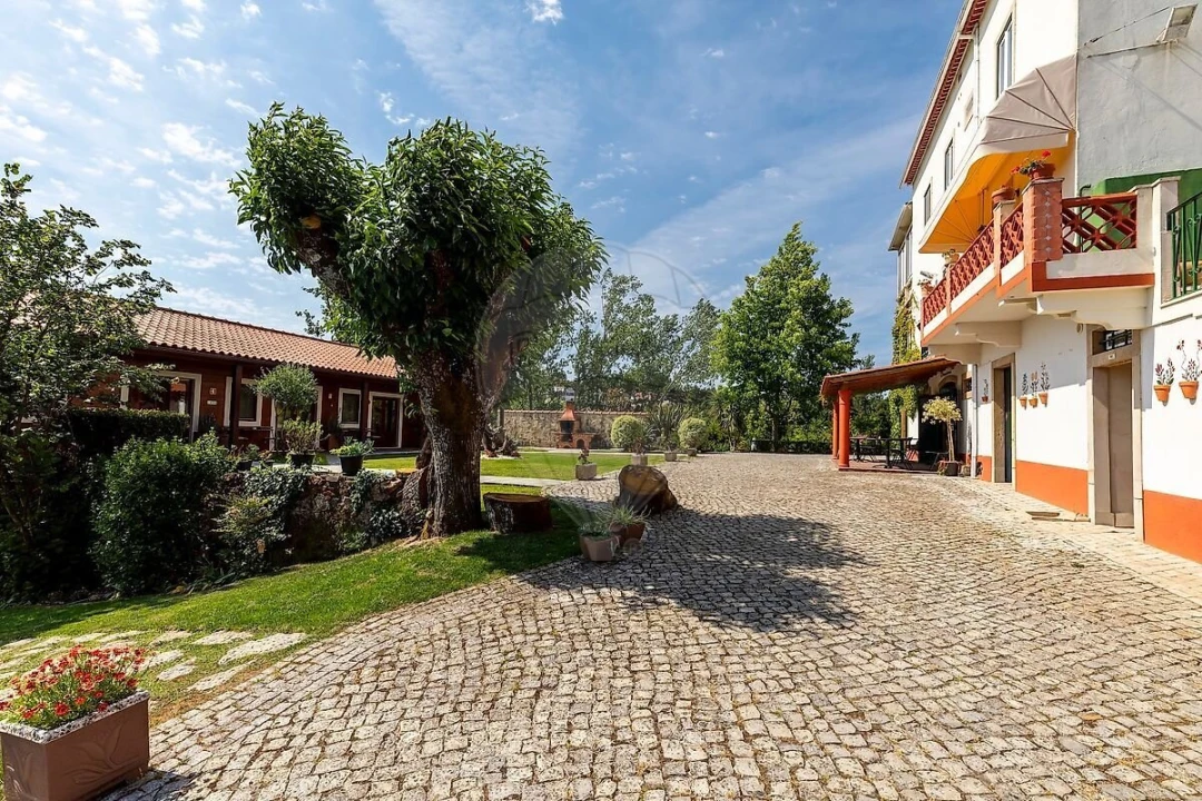 Moradia T21 para Venda em Nossa Senhora do Pranto Foto 23