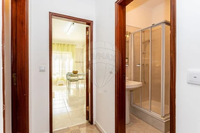 Apartamento T3 para Venda em Agualva e Mira-Sintra