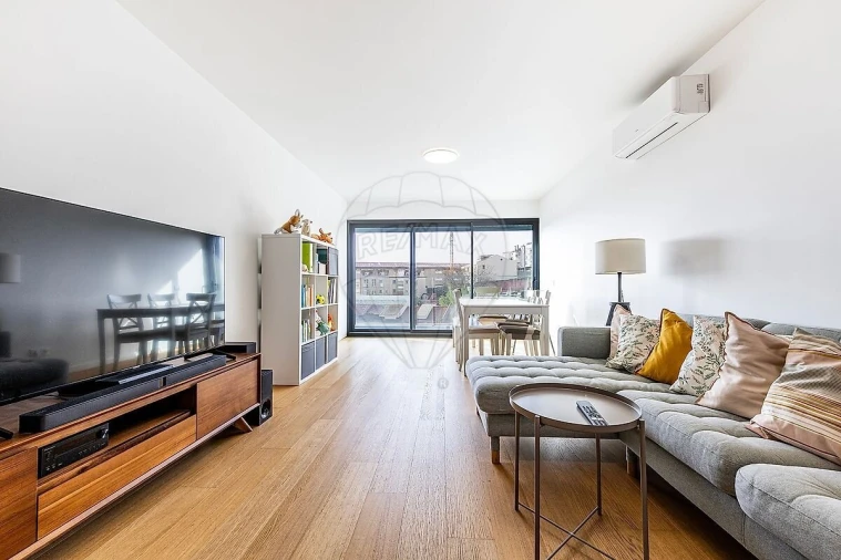 Apartamento T2 para Venda em São Vicente Foto 8