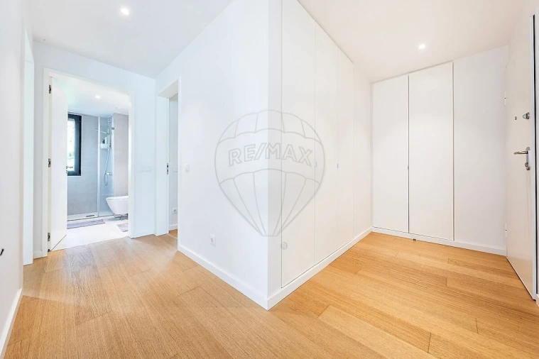 Apartamento T2 para Venda em São Vicente Foto 18