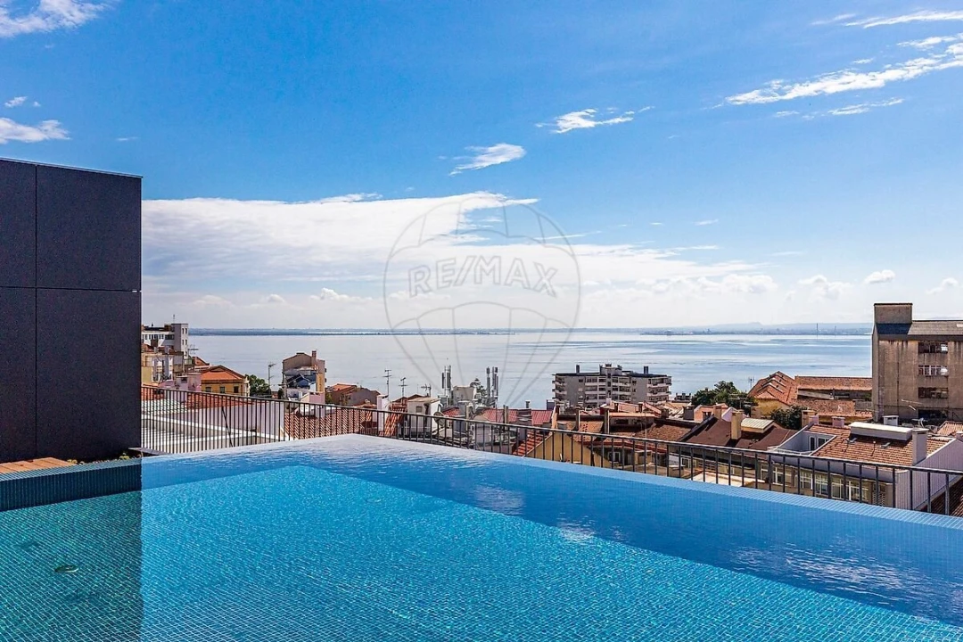 Apartamento T2 para Venda em São Vicente Foto 1