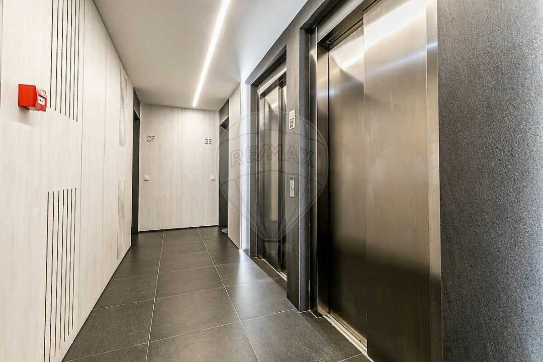 Apartamento T2 para Venda em São Vicente Foto 29