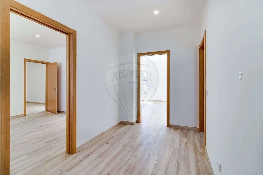 Moradia T3 para Venda em São João das Lampas e Terrugem Foto 14