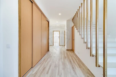 Moradia T3 para Venda em São João das Lampas e Terrugem