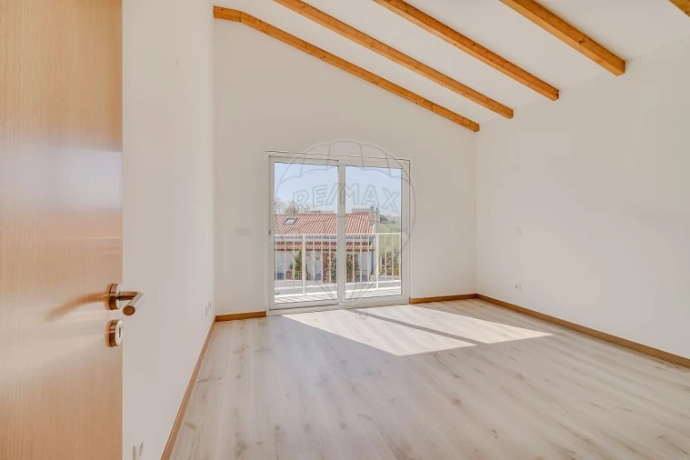 Moradia T3 para Venda em São João das Lampas e Terrugem Foto 36